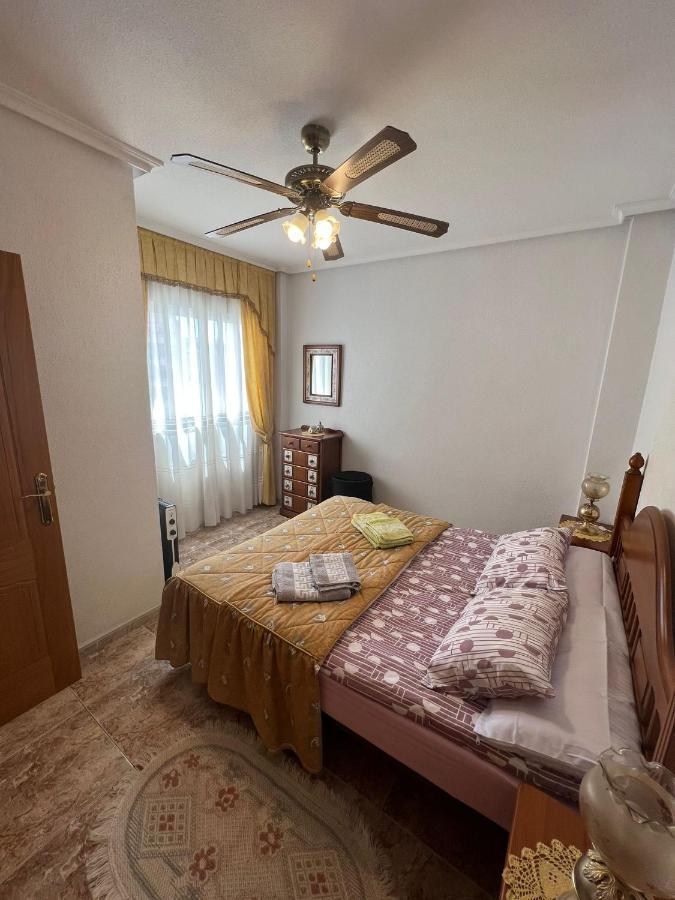 Luxury 2 Bedrooms Apartment With A Garage Torrevieja Exterior photo